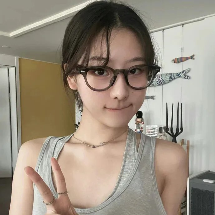浮华世界 高清封面